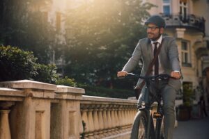 Rowerownia w bloku – praktyczne rozwiązanie, które zmienia codzienność mieszkańców